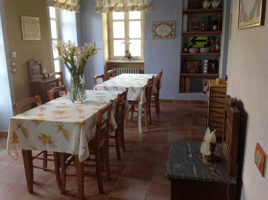 Roddino Locanda San Lorenzo מראה חיצוני תמונה